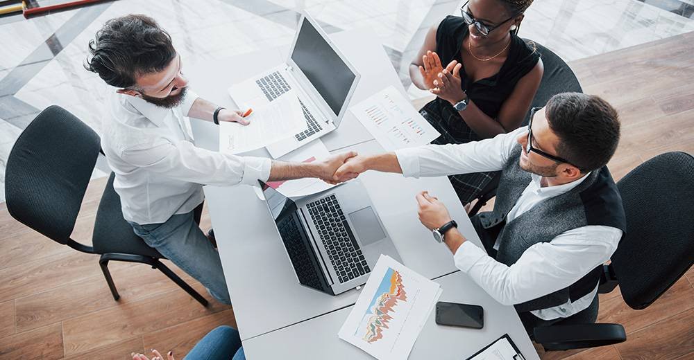 In-House vs Outsource, automation software In-House vs Outsource, automation software